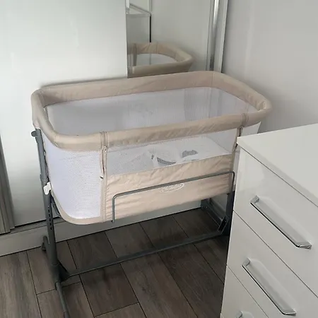 Bratti's Near Center And Mother Teresa Airport Apartmán Tirana