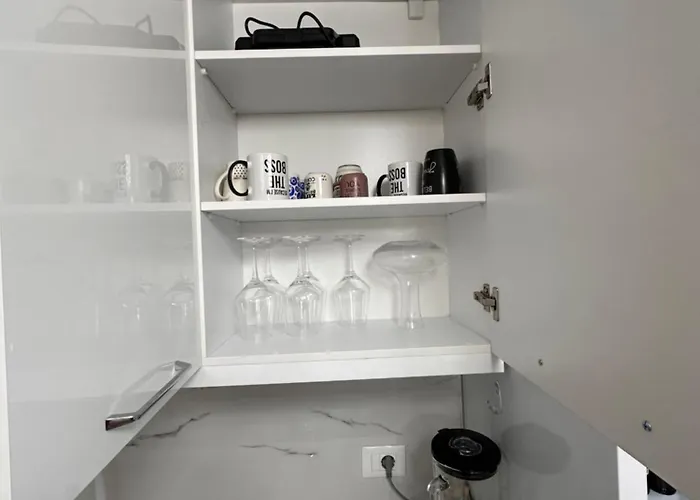 Tirana, Beautifull Near Mother Teresa Int Airport Tirana