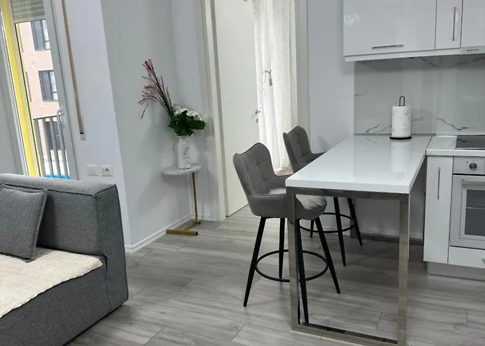 Tirana, Beautifull Near Mother Teresa Int Airport *