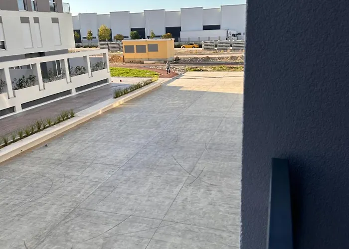 Tirana, Beautifull Near Mother Teresa Int Airport